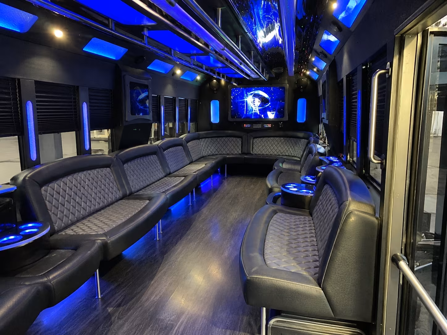 Little Rock Birthday, Sweet 16, & Quinceañera Party Bus Rentals